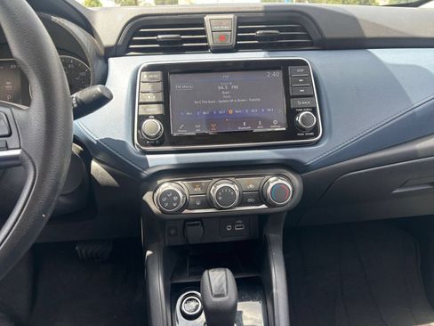 Used 2025 Nissan Versa SV FWD image 16