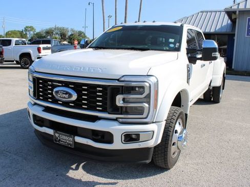 Used 2026 Ford F450 Platinum w/ Platinum Plus Package AWD/4WD image 3
