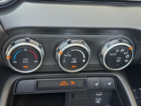 Used 2024 MAZDA MX-5 Miata Grand Touring w/ Weather Package RWD image 15