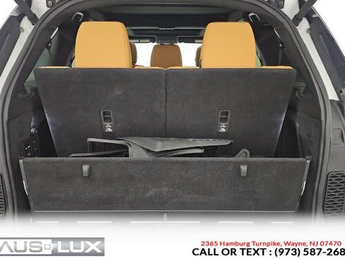 Used 2017 Land Rover Discovery HSE image 7