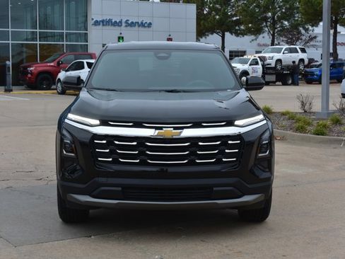 New 2026 Chevrolet Equinox LT image 2