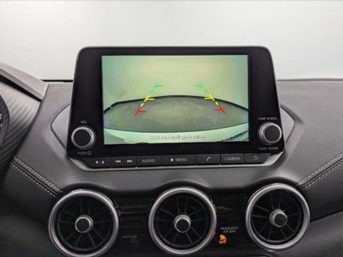 Used 2025 Nissan Sentra SV image 27