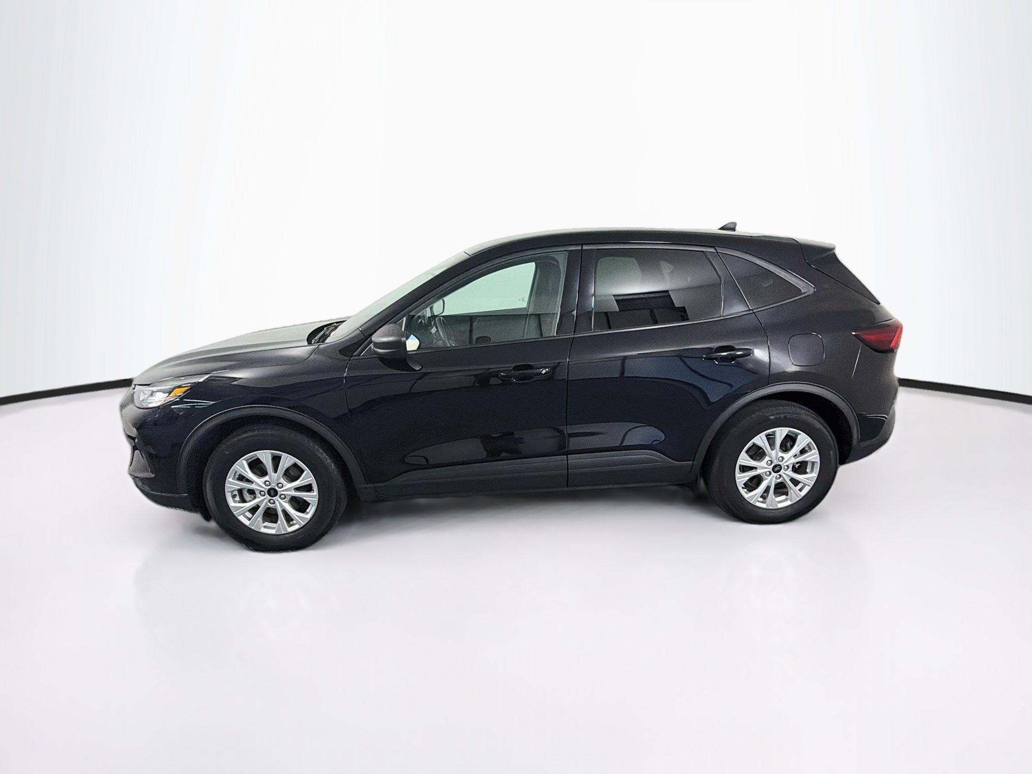 Used 2025 Ford Escape Active FWD image 4