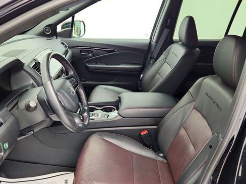 Used 2024 Honda Ridgeline Black Edition image 19