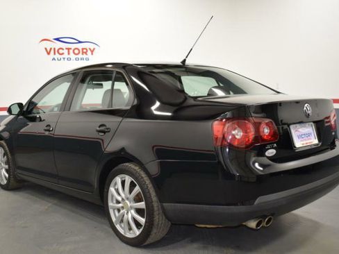 Used 2009 Volkswagen Jetta S FWD image 3