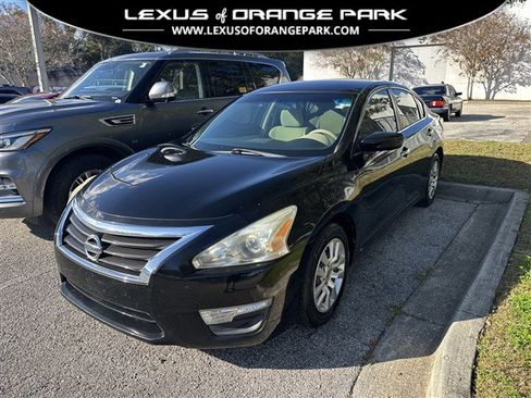 Used 2014 Nissan Altima 2.5 S image 1