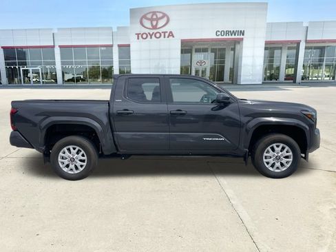 Used 2024 Toyota Tacoma SR5 AWD/4WD image 6