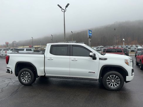Used 2021 GMC Sierra 1500 AT4 w/ AT4 Premium Package image 3