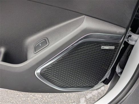 New 2026 GMC Acadia Elevation image 13