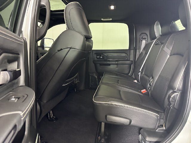 Used 2025 RAM 2500 Limited AWD/4WD image 24