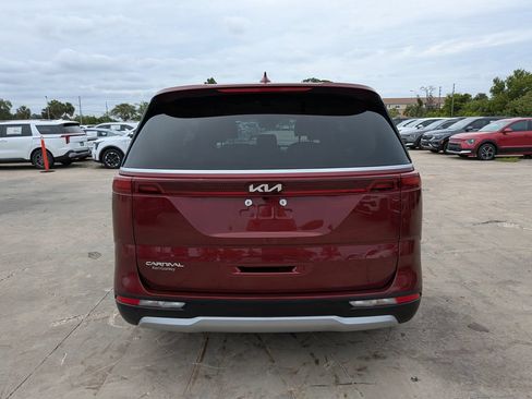 Certified 2024 Kia Carnival EX FWD image 7