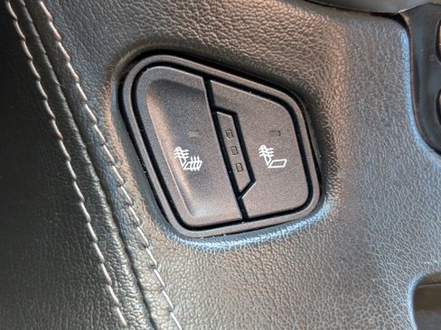 Used 2020 Chevrolet Tahoe LT image 31