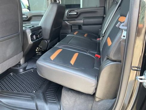 Used 2023 GMC Sierra 2500 AT4 w/ AT4 Premium Plus Package AWD/4WD image 14