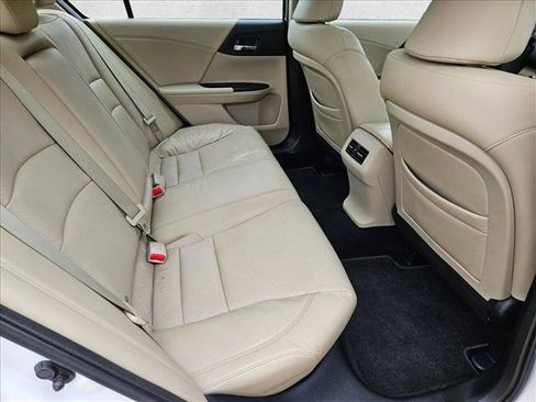 Used 2013 Honda Accord Touring image 21