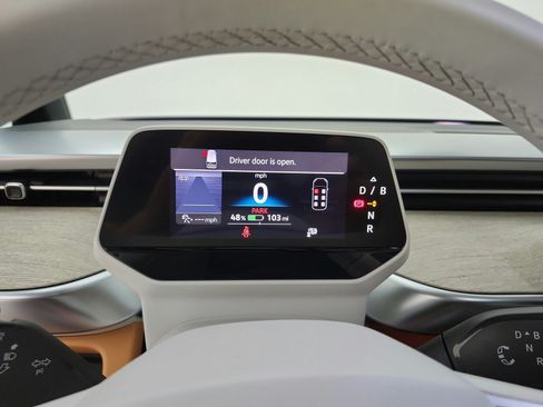 Used 2025 Volkswagen ID. Buzz 1st Edition AWD/4WD image 12