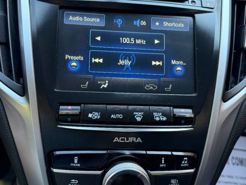 Used 2015 Acura TLX FWD image 30