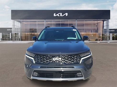 Certified 2023 Kia Sorento SX Prestige image 2