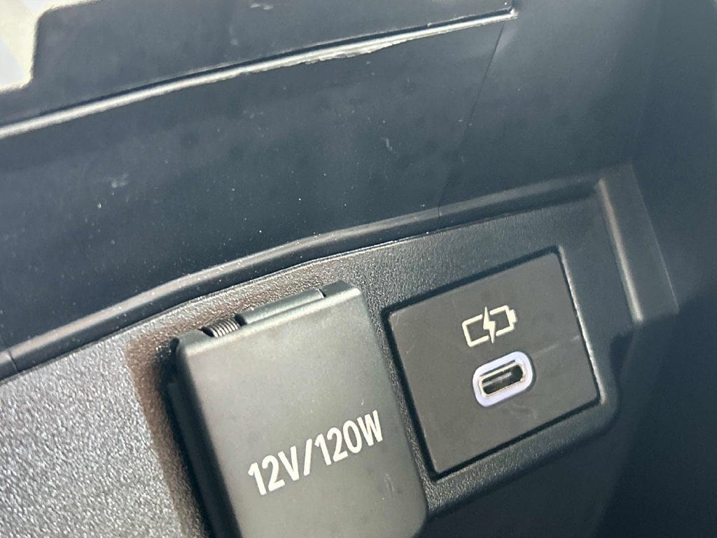 Used 2025 Toyota Corolla LE FWD image 25