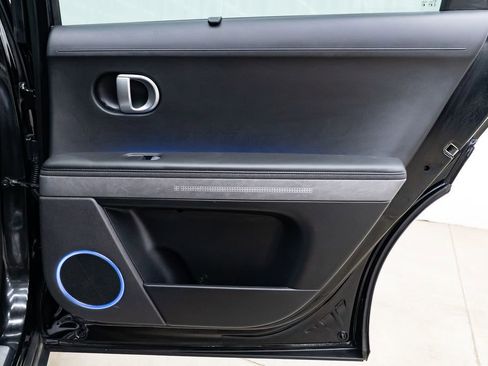 Used 2024 Hyundai Ioniq 5 Limited image 29