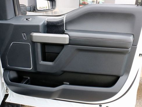 Used 2022 Ford F250 Platinum w/ Tremor Off-Road Package image 40