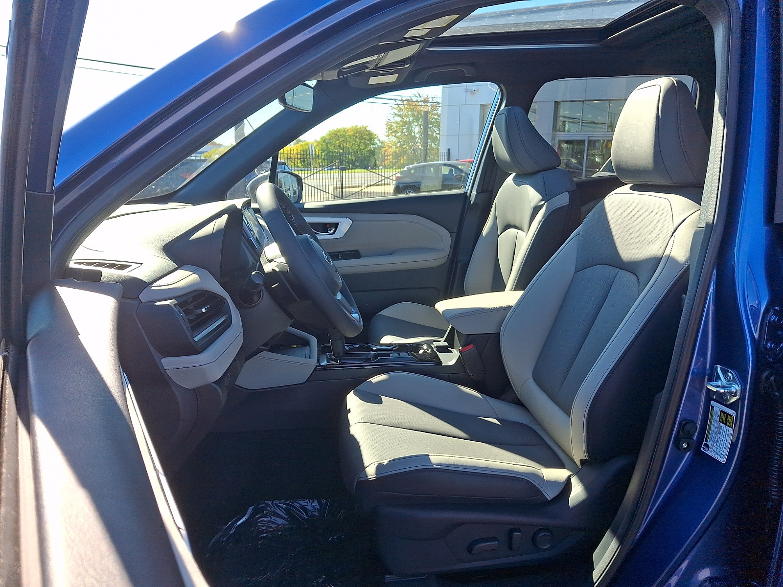 New 2026 Subaru Forester Touring AWD/4WD image 6