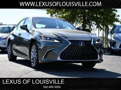 New 2025 Lexus ES 300h w/ Luxury Package