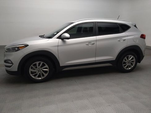 Used 2017 Hyundai Tucson Sport FWD image 2