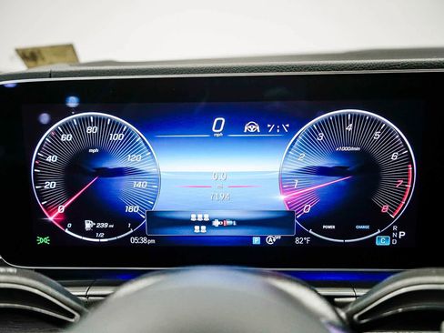 Used 2026 Mercedes-Benz GLS 450 4MATIC image 26