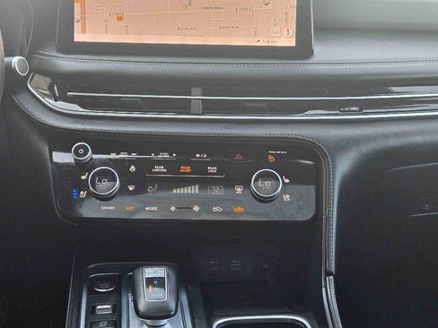 Used 2023 INFINITI QX60 Luxe w/ Vision Package AWD/4WD image 36