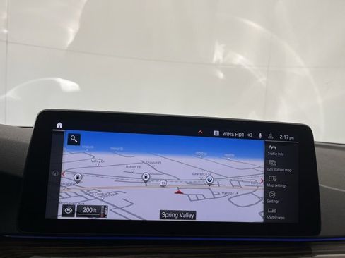 Used 2023 BMW 530i xDrive 530i xDrive w/ Premium Package image 16