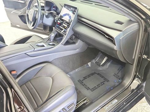 Used 2019 Toyota Avalon Touring w/ Advanced Safety Package FWD image 14