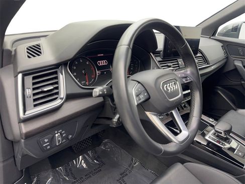 Used 2023 Audi Q5 2.0T Premium w/ Convenience Package image 51