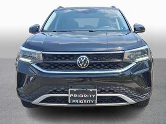 Used 2024 Volkswagen Taos SE AWD/4WD video 2