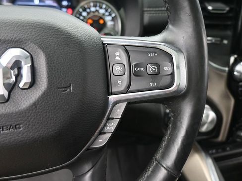Used 2019 RAM 1500 Laramie image 32
