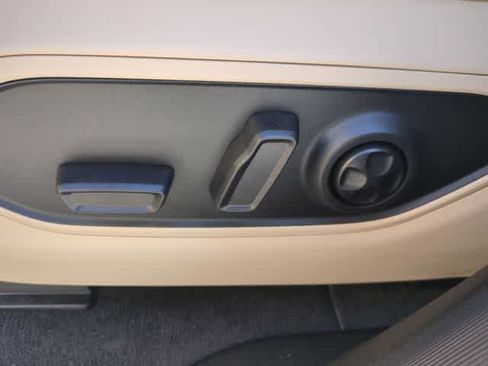 New 2026 Jeep Grand Cherokee Limited image 17