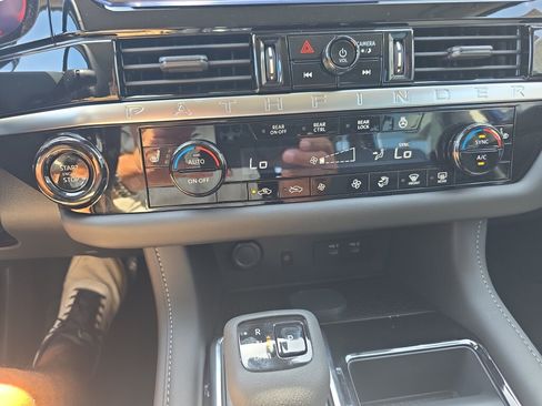 New 2026 Nissan Pathfinder SL FWD image 15