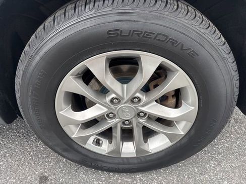 Used 2019 Hyundai Santa Fe SE FWD image 16