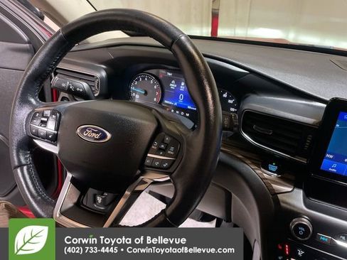 Used 2020 Ford Explorer Limited image 21