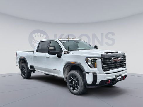 New 2026 GMC Sierra 2500 AT4 image 10