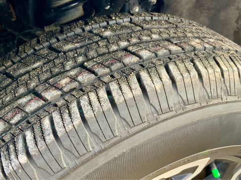 Used 2023 GMC Canyon AT4 w/ AT4 Premium Package image 21