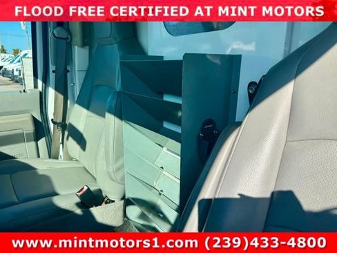 Used 2015 Ford E-350 and Econoline 350 Super Duty image 19
