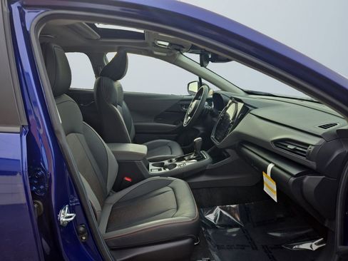 Certified 2025 Subaru Crosstrek 2.5i Limited w/ Crosstrek Mirror Package image 15