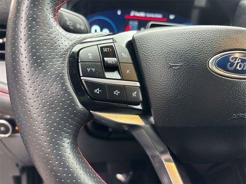 Used 2025 Ford Explorer ST-Line w/ ST-Line Street Pack image 22