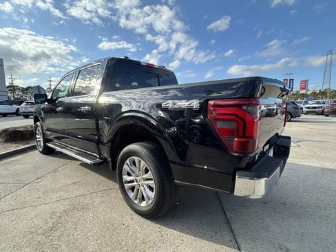 Used 2025 Ford F150 Lariat w/ Equipment Group 501A Mid image 4