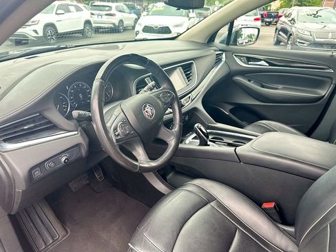 Used 2021 Buick Enclave Avenir w/ Avenir Technology Package AWD/4WD image 10