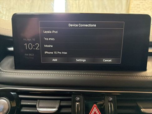 Used 2022 Genesis G70 2.0T AWD/4WD image 19