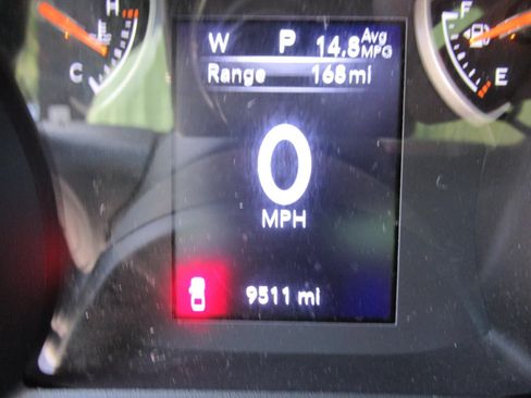 Used 2024 Jeep Gladiator Sport AWD/4WD image 28