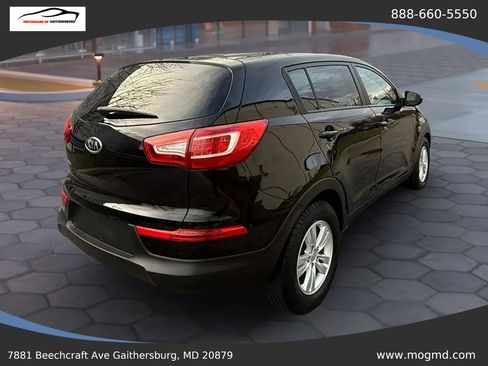 Used 2011 Kia Sportage LX image 2