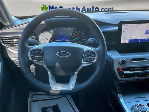 Used 2024 Ford Explorer XLT w/ Equipment Group 202A image 9