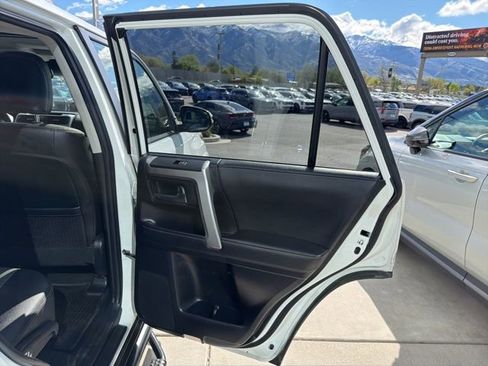 Used 2021 Toyota 4Runner SR5 Premium w/ Moonroof Package image 30